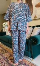 Load image into Gallery viewer, Printed Rosette Pyjamas